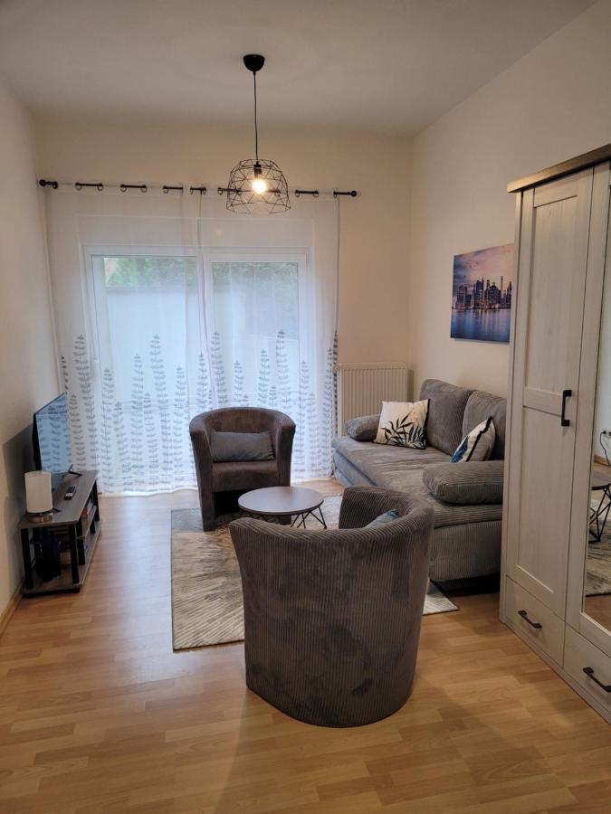 In Oberhausen: Zentral & Ruhig, Eigener Eingang Apartment Oberhausen (North Rhine-Westphalia)