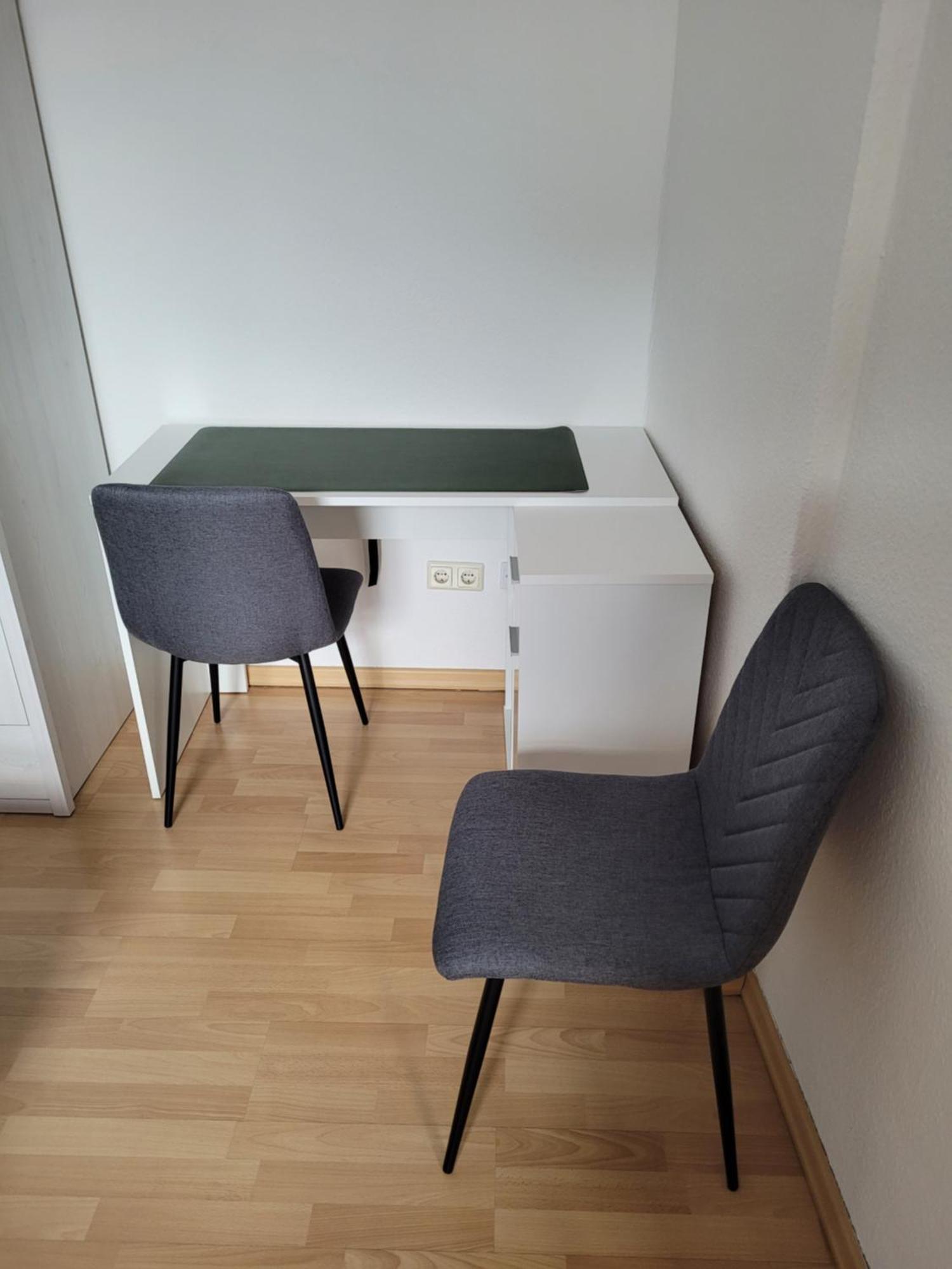 Apartment In Oberhausen: Zentral & Ruhig, Eigener Eingang