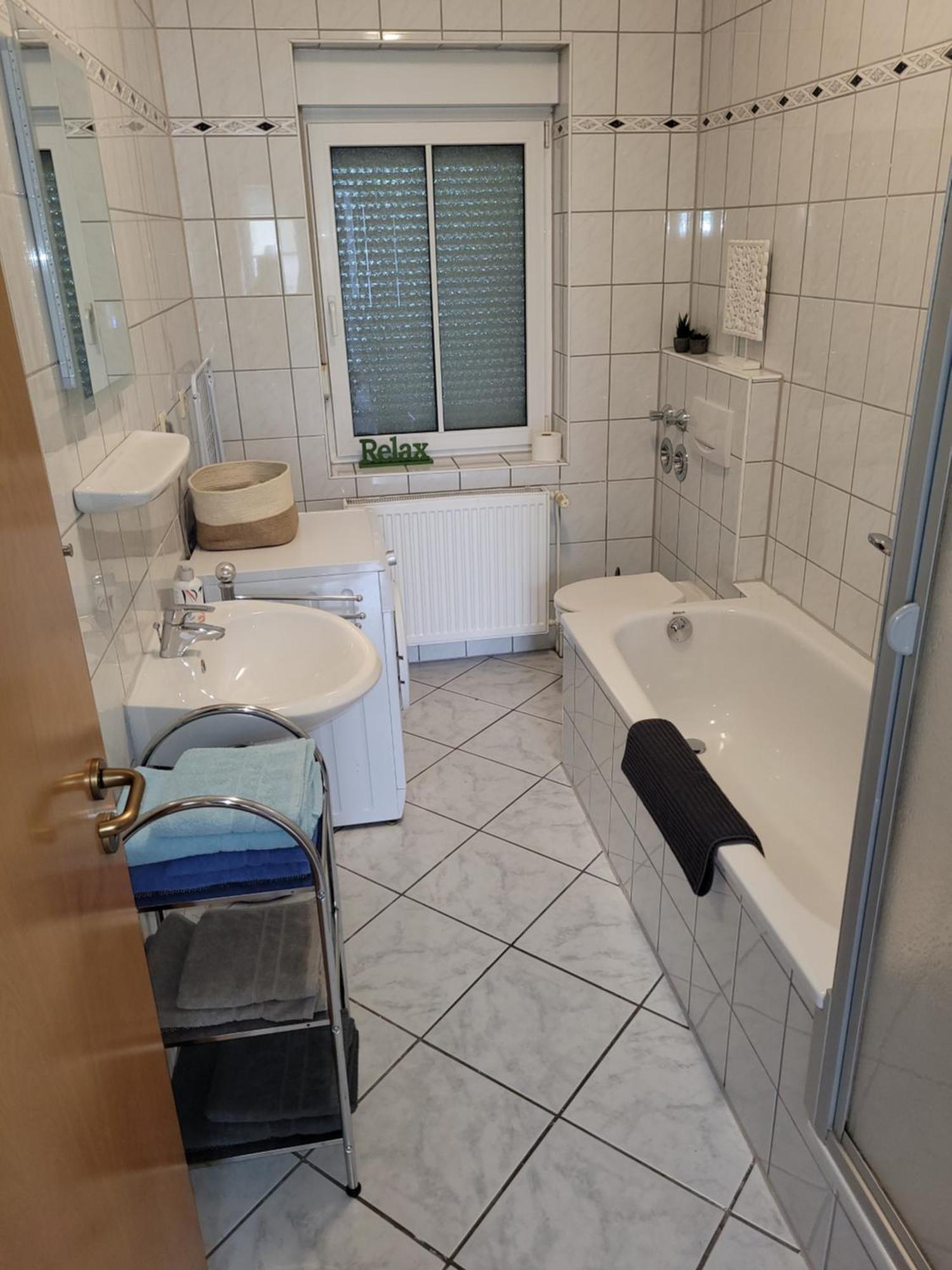 In Oberhausen: Zentral & Ruhig, Eigener Eingang Oberhausen (North Rhine-Westphalia)